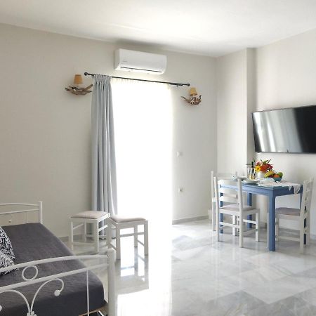 Emorfia'S Apartments พลาตาเนส ภายนอก รูปภาพ