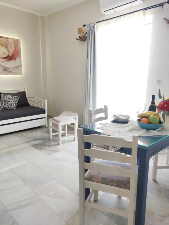 Emorfia'S Apartments พลาตาเนส ภายนอก รูปภาพ