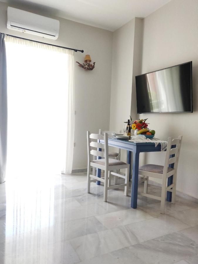 Emorfia'S Apartments พลาตาเนส ภายนอก รูปภาพ