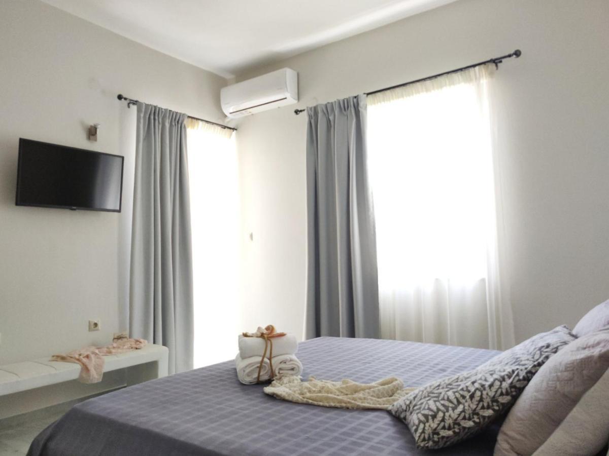 Emorfia'S Apartments พลาตาเนส ภายนอก รูปภาพ